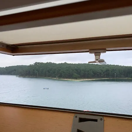 Apartamento Vistas Al Mar * فيلاغارثيا دي أروزا